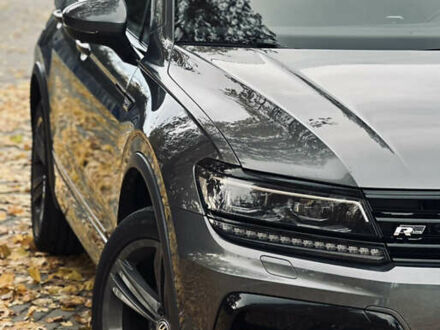 Фольксваген Тигуан 2018 в Тернополе на Automoto.ua Серый Фольксваген Тигуан, объемом двигателя 1.98 л и пробегом 136 тыс. км за 27500 $, фото 1 на Automoto.ua