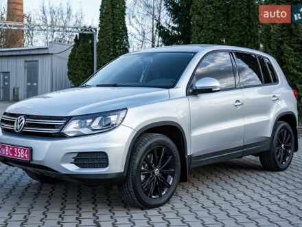 Фольксваген Тигуан 2018 в Киеве на Automoto.ua Серый Фольксваген Тигуан, объемом двигателя 1.98 л и пробегом 72 тыс. км за 14950 $, фото 1 на Automoto.ua
