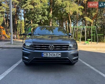 Сірий Фольксваген Тігуан, об'ємом двигуна 1.98 л та пробігом 156 тис. км за 19000 $, фото 1 на Automoto.ua