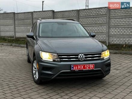 Сірий Фольксваген Тігуан, об'ємом двигуна 2 л та пробігом 165 тис. км за 16500 $, фото 1 на Automoto.ua