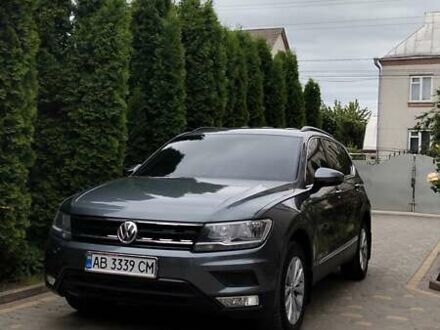 Фольксваген Тигуан 2018 в Тульчине на Automoto.ua Серый Фольксваген Тигуан, объемом двигателя 1.98 л и пробегом 124 тыс. км за 17300 $, фото 1 на Automoto.ua