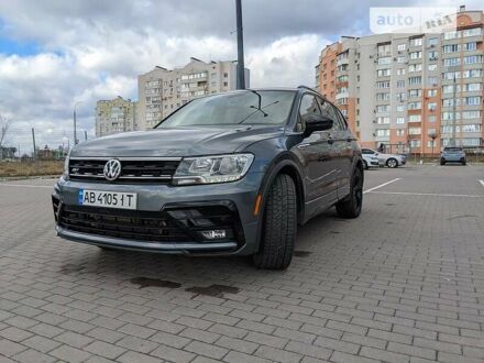 Фольксваген Тигуан 2019 в Виннице на Automoto.ua Серый Фольксваген Тигуан, объемом двигателя 2 л и пробегом 47 тыс. км за 30000 $, фото 1 на Automoto.ua