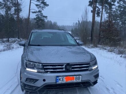 Серый Фольксваген Тигуан, объемом двигателя 2 л и пробегом 58 тыс. км за 11000 $, фото 1 на Automoto.ua