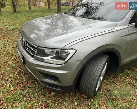 Серый Фольксваген Тигуан, объемом двигателя 1.98 л и пробегом 93 тыс. км за 19500 $, фото 1 на Automoto.ua