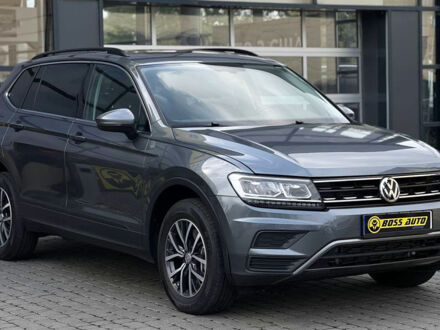 Фольксваген Тигуан 2019 в Ивано-Франковске на Automoto.ua Серый Фольксваген Тигуан, объемом двигателя 2 л и пробегом 91 тыс. км за 23500 $, фото 1 на Automoto.ua