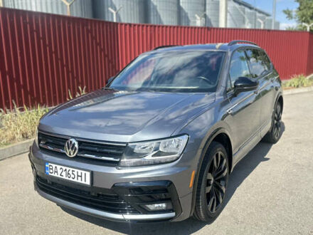 Фольксваген Тигуан 2019 в Новоукраинке на Automoto.ua Серый Фольксваген Тигуан, объемом двигателя 2 л и пробегом 77 тыс. км за 23500 $, фото 1 на Automoto.ua