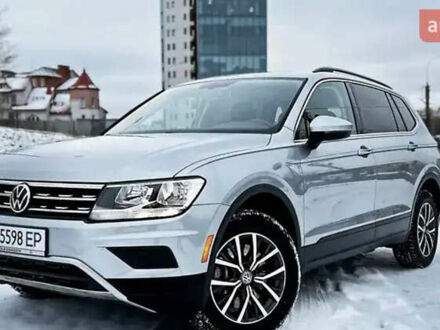 Серый Фольксваген Тигуан, объемом двигателя 1.98 л и пробегом 133 тыс. км за 27700 $, фото 1 на Automoto.ua