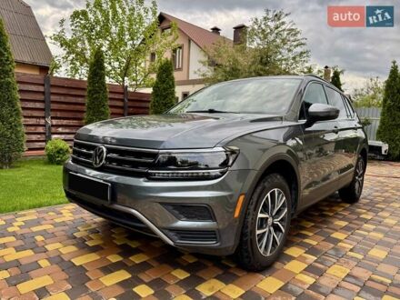Фольксваген Тігуан 2019 у Буче на Automoto.ua Сірий Фольксваген Тігуан, об'ємом двигуна 2 л та пробігом 110 тис. км за 24500 $, фото 1 на Automoto.ua
