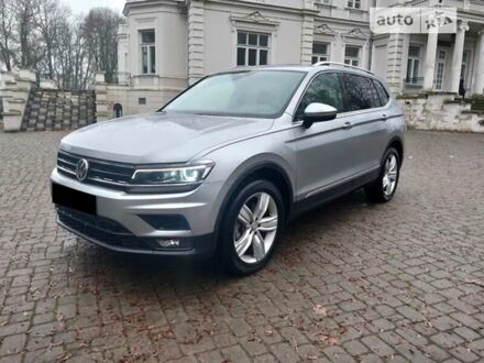Фольксваген Тігуан 2019 у Тернополі на Automoto.ua Сірий Фольксваген Тігуан, об'ємом двигуна 1.98 л та пробігом 45 тис. км за 21000 $, фото 1 на Automoto.ua