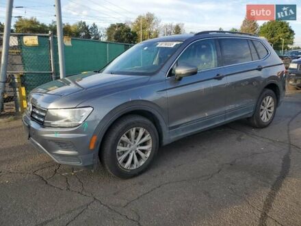 Сірий Фольксваген Тігуан, об'ємом двигуна 2 л та пробігом 154 тис. км за 4800 $, фото 1 на Automoto.ua