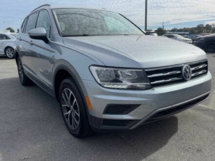 Серый Фольксваген Тигуан, объемом двигателя 2 л и пробегом 43 тыс. км за 14700 $, фото 1 на Automoto.ua