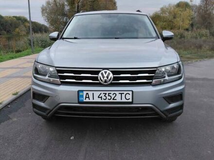 Фольксваген Тигуан 2020 в Белой Церкве на Automoto.ua Серый Фольксваген Тигуан, объемом двигателя 1.98 л и пробегом 225 тыс. км за 19500 $, фото 1 на Automoto.ua