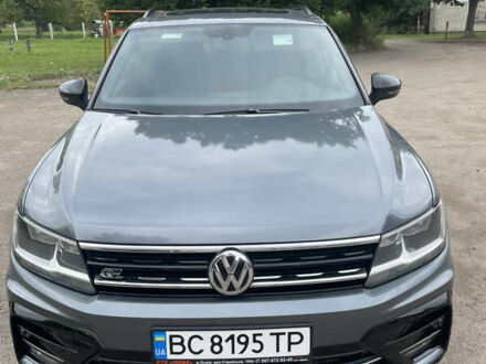 Серый Фольксваген Тигуан, объемом двигателя 1.98 л и пробегом 129 тыс. км за 23000 $, фото 1 на Automoto.ua