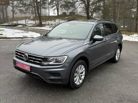 Серый Фольксваген Тигуан, объемом двигателя 1.98 л и пробегом 87 тыс. км за 16600 $, фото 1 на Automoto.ua
