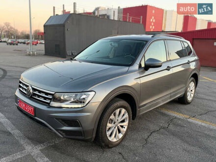 Серый Фольксваген Тигуан, объемом двигателя 0 л и пробегом 132 тыс. км за 16800 $, фото 1 на Automoto.ua