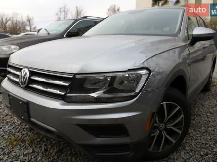 Сірий Фольксваген Тігуан, об'ємом двигуна 1.98 л та пробігом 110 тис. км за 11899 $, фото 1 на Automoto.ua