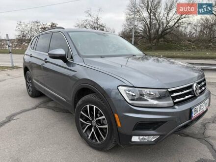 Фольксваген Тигуан 2020 в Николаеве на Automoto.ua Серый Фольксваген Тигуан, объемом двигателя 1.98 л и пробегом 56 тыс. км за 29000 $, фото 1 на Automoto.ua