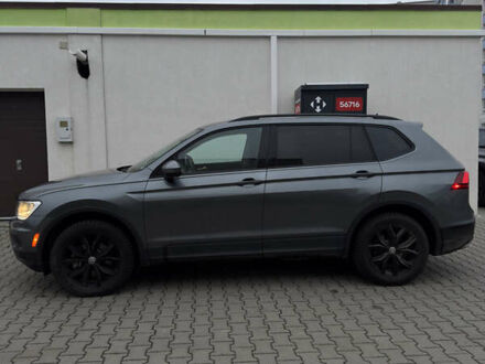 Сірий Фольксваген Тігуан, об'ємом двигуна 1.98 л та пробігом 91 тис. км за 21500 $, фото 1 на Automoto.ua