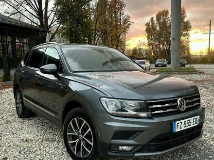 Серый Фольксваген Тигуан, объемом двигателя 1.97 л и пробегом 212 тыс. км за 26500 $, фото 1 на Automoto.ua