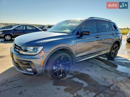 Серый Фольксваген Тигуан, объемом двигателя 1.98 л и пробегом 153 тыс. км за 5500 $, фото 1 на Automoto.ua