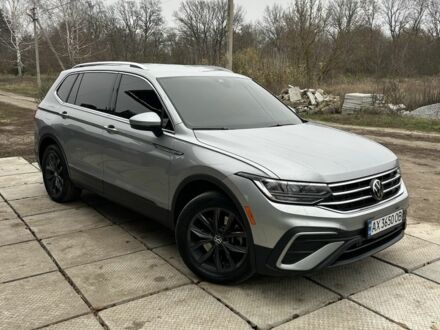 Серый Фольксваген Тигуан, объемом двигателя 2 л и пробегом 63 тыс. км за 25900 $, фото 1 на Automoto.ua