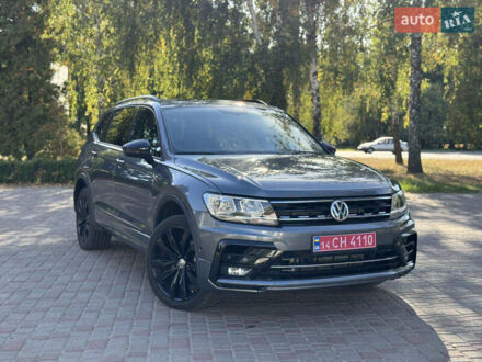 Серый Фольксваген Тигуан, объемом двигателя 1.98 л и пробегом 82 тыс. км за 21499 $, фото 1 на Automoto.ua