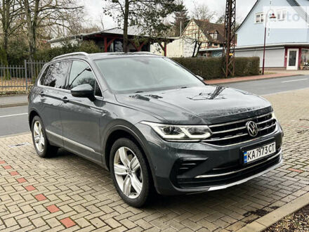 Серый Фольксваген Тигуан, объемом двигателя 1.98 л и пробегом 88 тыс. км за 43106 $, фото 1 на Automoto.ua