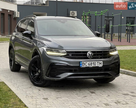 Сірий Фольксваген Тігуан, об'ємом двигуна 1.98 л та пробігом 32 тис. км за 29500 $, фото 1 на Automoto.ua