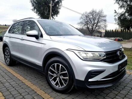 Фольксваген Тігуан 2022 у Ужгороді на Automoto.ua Сірий Фольксваген Тігуан, об'ємом двигуна 2 л та пробігом 54 тис. км за 15600 $, фото 1 на Automoto.ua