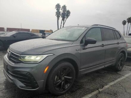 Серый Фольксваген Тигуан, объемом двигателя 2 л и пробегом 144 тыс. км за 8600 $, фото 1 на Automoto.ua