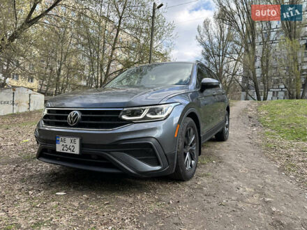 Фольксваген Тігуан 2022 у Дніпро (Дніпропетровську) на Automoto.ua Сірий Фольксваген Тігуан, об'ємом двигуна 1.98 л та пробігом 38 тис. км за 25249 $, фото 1 на Automoto.ua