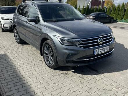 Серый Фольксваген Тигуан, объемом двигателя 1.98 л и пробегом 81 тыс. км за 24700 $, фото 1 на Automoto.ua