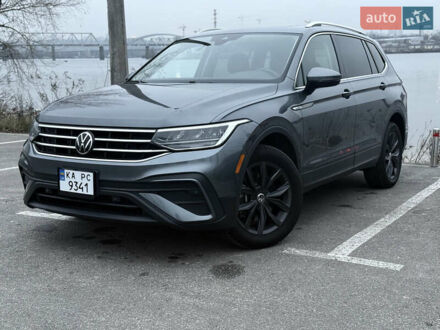 Серый Фольксваген Тигуан, объемом двигателя 1.98 л и пробегом 12 тыс. км за 29900 $, фото 1 на Automoto.ua