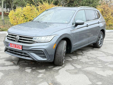 Серый Фольксваген Тигуан, объемом двигателя 2 л и пробегом 36 тыс. км за 27500 $, фото 1 на Automoto.ua