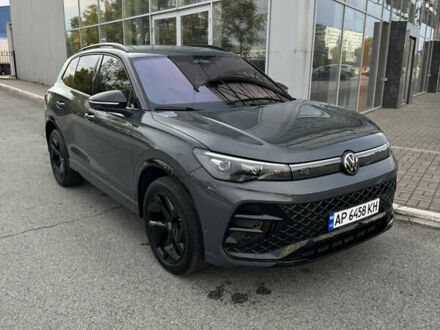 Фольксваген Тигуан 2025 в Запорожье на Automoto.ua Серый Фольксваген Тигуан, объемом двигателя 1.97 л и пробегом 22 тыс. км за 48000 $, фото 1 на Automoto.ua