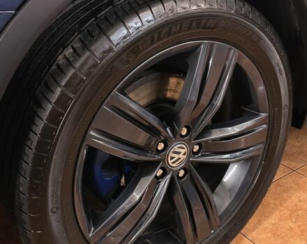 Синий Фольксваген Тигуан, объемом двигателя 2 л и пробегом 115 тыс. км за 28000 $, фото 3 на Automoto.ua