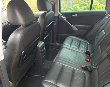 Синий Фольксваген Тигуан, объемом двигателя 2 л и пробегом 265 тыс. км за 8300 $, фото 7 на Automoto.ua