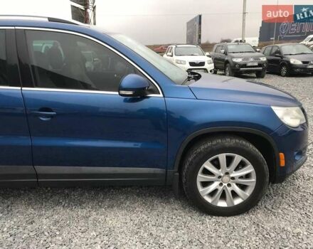 Синий Фольксваген Тигуан, объемом двигателя 2 л и пробегом 180 тыс. км за 9990 $, фото 3 на Automoto.ua