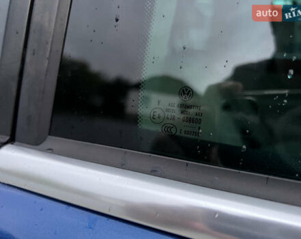 Синій Фольксваген Тігуан, об'ємом двигуна 2 л та пробігом 227 тис. км за 9800 $, фото 68 на Automoto.ua