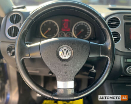 Синий Фольксваген Тигуан, объемом двигателя 2 л и пробегом 315 тыс. км за 9800 $, фото 10 на Automoto.ua