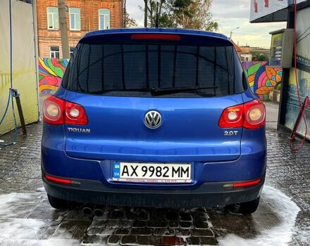 Синий Фольксваген Тигуан, объемом двигателя 2 л и пробегом 130 тыс. км за 9500 $, фото 2 на Automoto.ua