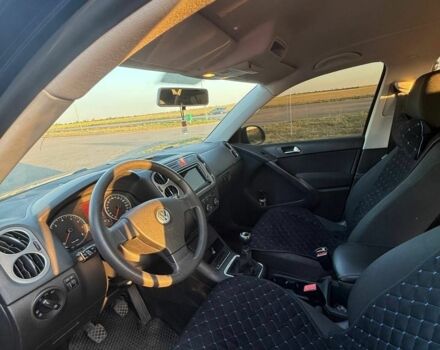 Синий Фольксваген Тигуан, объемом двигателя 1.4 л и пробегом 138 тыс. км за 7200 $, фото 5 на Automoto.ua