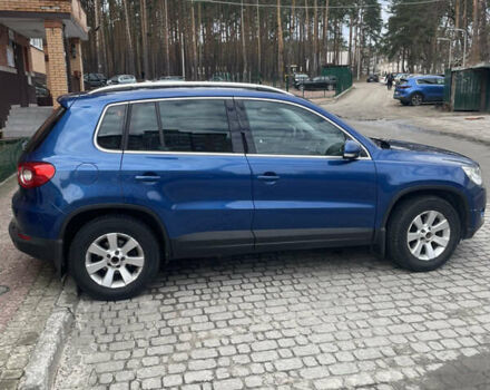 Синий Фольксваген Тигуан, объемом двигателя 1.39 л и пробегом 228 тыс. км за 9000 $, фото 2 на Automoto.ua