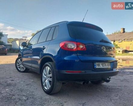 Синий Фольксваген Тигуан, объемом двигателя 2 л и пробегом 153 тыс. км за 10999 $, фото 1 на Automoto.ua