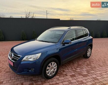 Синий Фольксваген Тигуан, объемом двигателя 2 л и пробегом 263 тыс. км за 10900 $, фото 7 на Automoto.ua