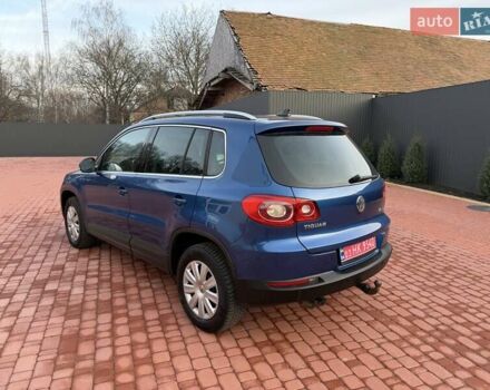 Синий Фольксваген Тигуан, объемом двигателя 2 л и пробегом 263 тыс. км за 10900 $, фото 13 на Automoto.ua