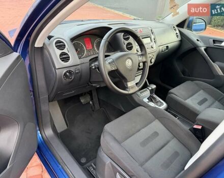 Синий Фольксваген Тигуан, объемом двигателя 2 л и пробегом 263 тыс. км за 10900 $, фото 25 на Automoto.ua