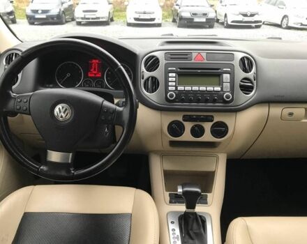 Синий Фольксваген Тигуан, объемом двигателя 1.6 л и пробегом 180 тыс. км за 9990 $, фото 16 на Automoto.ua