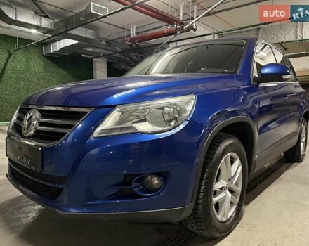 Синий Фольксваген Тигуан, объемом двигателя 2.01 л и пробегом 252 тыс. км за 8900 $, фото 4 на Automoto.ua