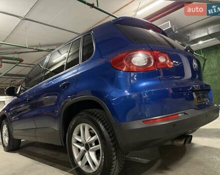 Синий Фольксваген Тигуан, объемом двигателя 2.01 л и пробегом 252 тыс. км за 8900 $, фото 7 на Automoto.ua